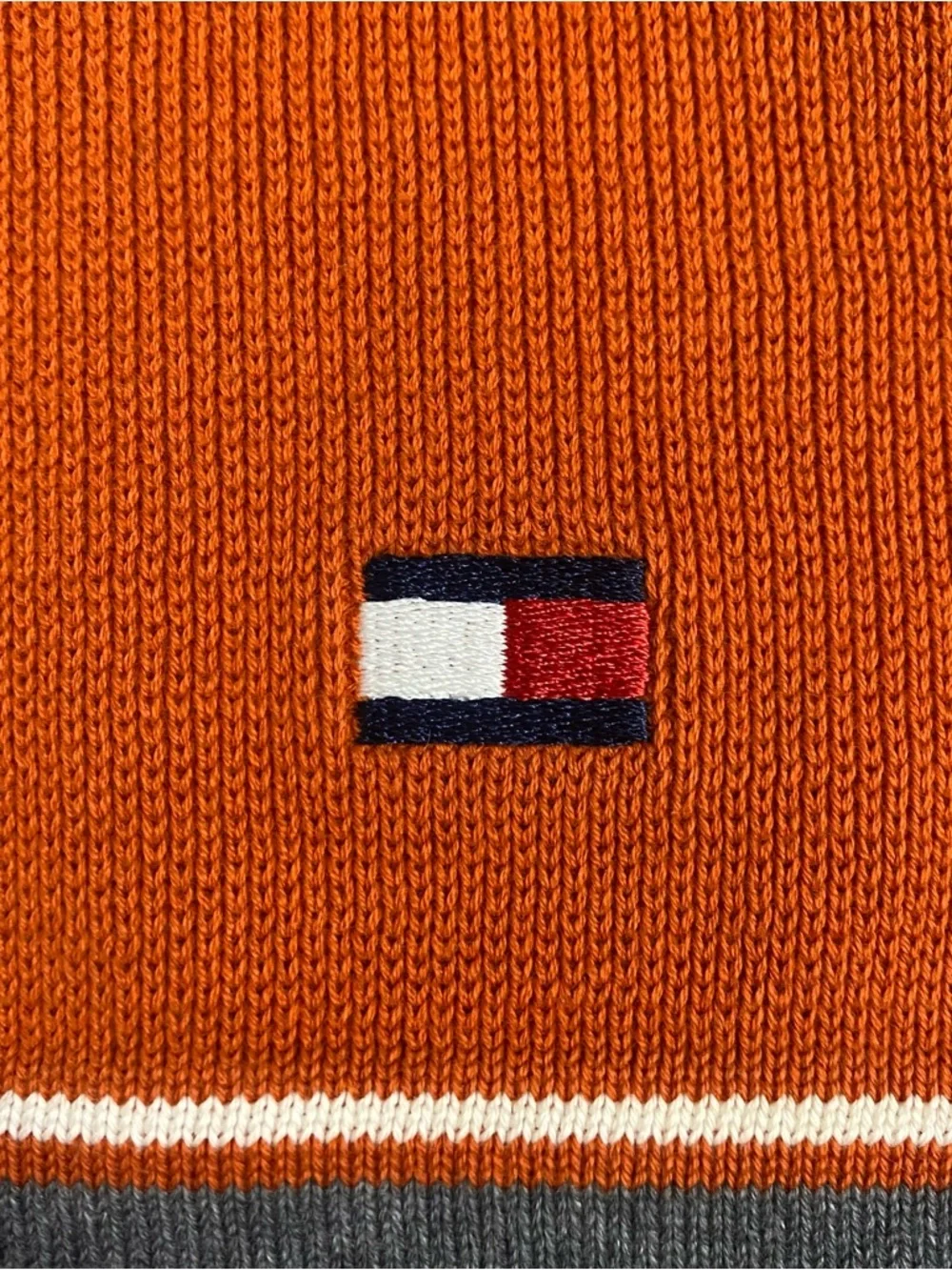 Tommy Hilfiger Men's Rust Orange V-Neck Sweater Vest with Contrast Trim - Picture 3 of 7